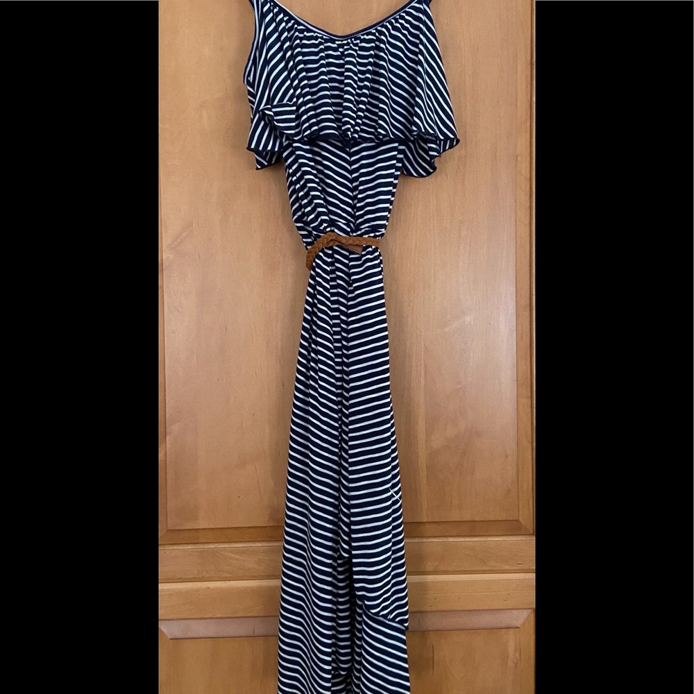 NWOT Straps and Stripes-Belted- Size L